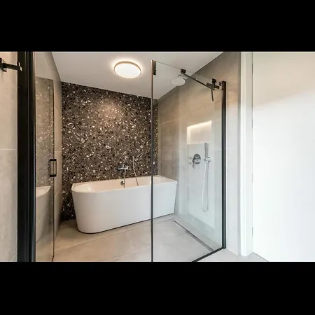 Azure Bliss | 5 Bedrooms | Private Pool | Modern Furnishing | Parking Area | *