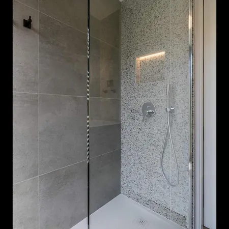 Azure Bliss | 5 Bedrooms | Private Pool | Modern Furnishing | Parking Area | Villa *